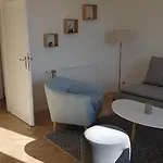 Blick Ueber Mit Gartenpavillon * كريمس ان دير دوناو