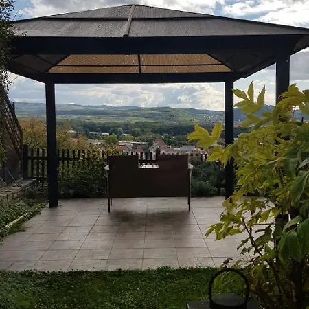Apartment Blick Ueber Mit Gartenpavillon Krems an der Donau