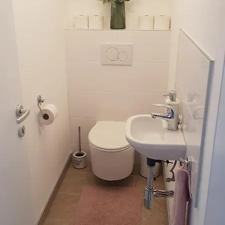 Apartament Blick Ueber Mit Gartenpavillon