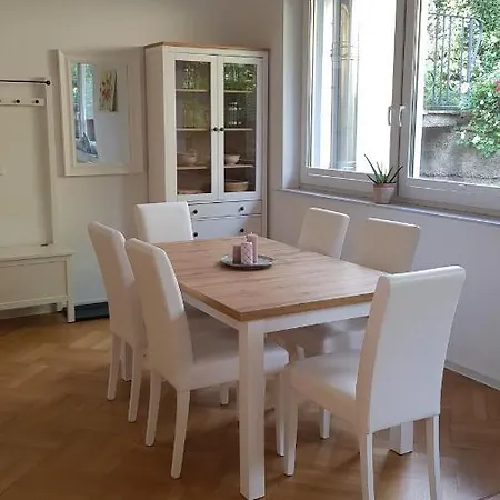 Blick Ueber Mit Gartenpavillon Apartment Krems an der Donau