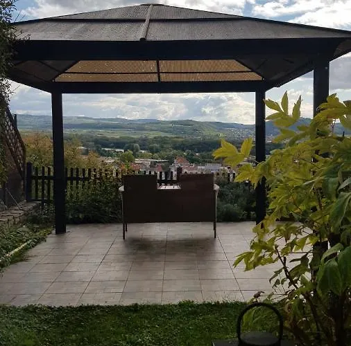 Διαμέρισμα Blick Ueber Mit Gartenpavillon Krems an der Donau