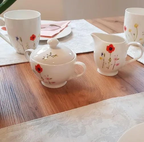 Blick Ueber Mit Gartenpavillon * Krems an der Donau