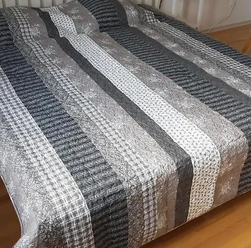 Blick Ueber Mit Gartenpavillon * Krems an der Donau