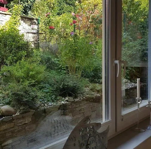 Διαμέρισμα Blick Ueber Mit Gartenpavillon *