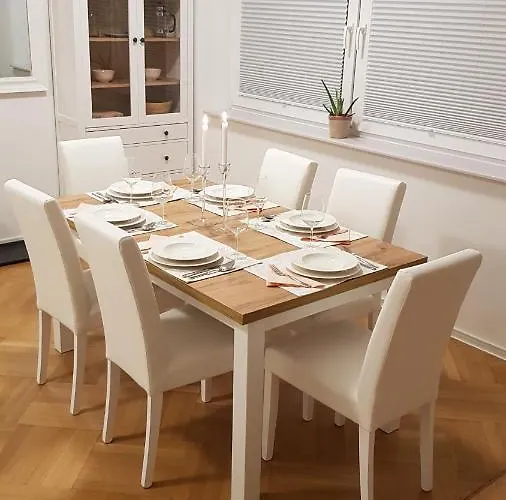 Blick Ueber Mit Gartenpavillon Lejlighed